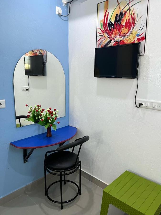 Chez Prabha Homestay ปอนดิเชอรี ภายนอก รูปภาพ