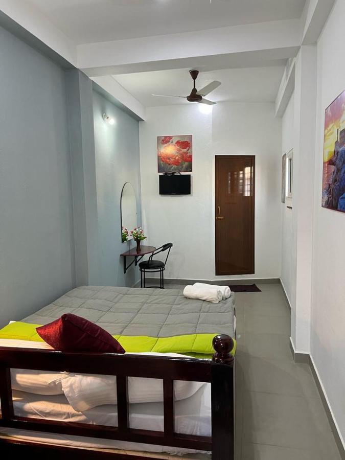 Chez Prabha Homestay ปอนดิเชอรี ภายนอก รูปภาพ