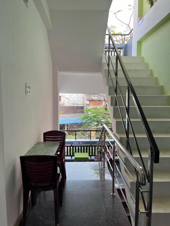 Chez Prabha Homestay ปอนดิเชอรี ภายนอก รูปภาพ